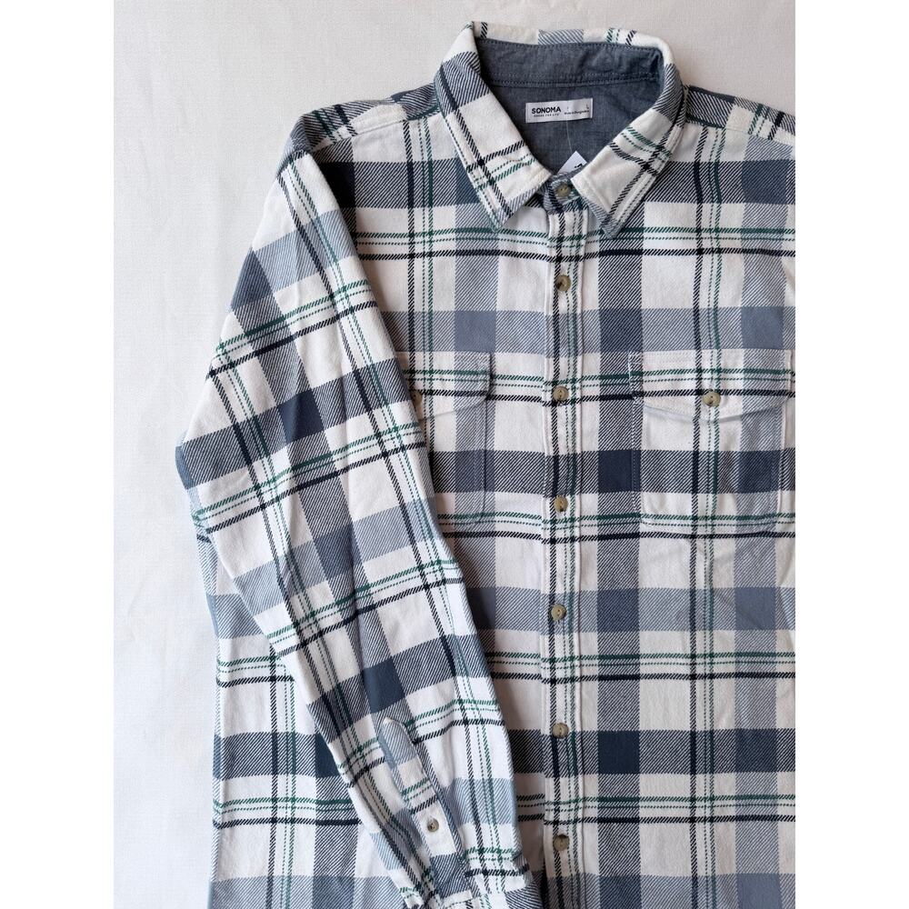 Men’s Sonoma button down size L
